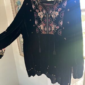 Johnny Was Embroidered Black Velvet Women's Top Large or XL